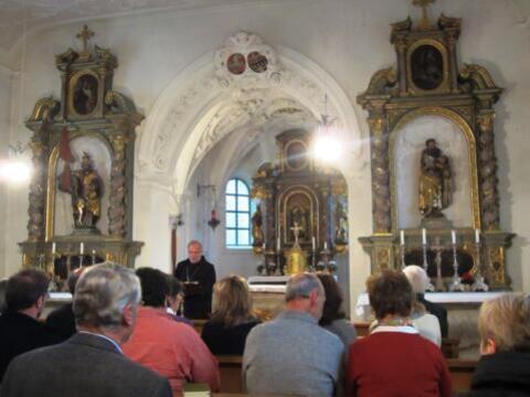 Erzabt Wolfgang Öxler eröffnete den Tag mit einem geistlichen Impuls (Foto: Christoph Wessel)