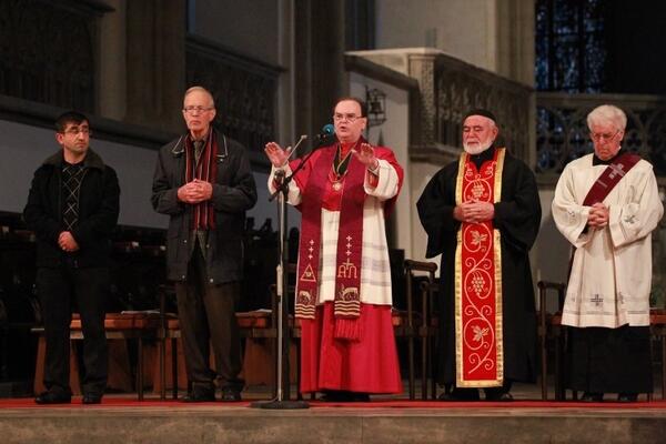 wir-sind-sprachrohr-der-vielen-stummen-christen-die-in-ihren-laendern-keine-stimme-haben-565711