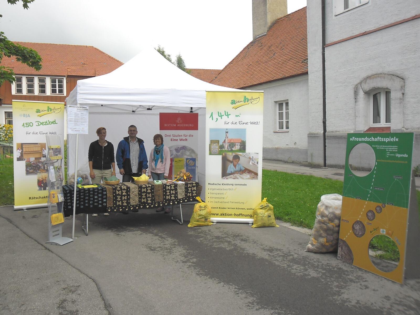 Infostand der aho und der Abteilung MEF