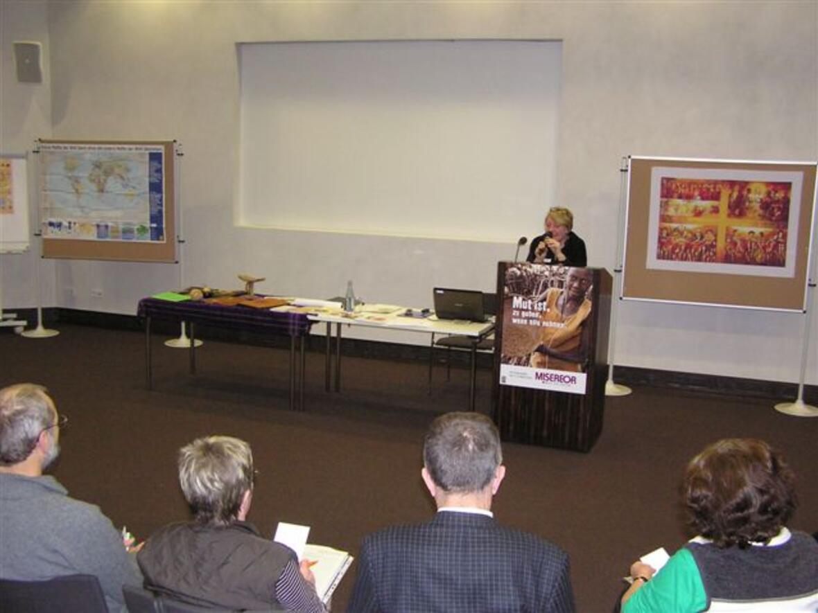 Frau Heerde-Hinojosa von der Misereor-Stelle in München 