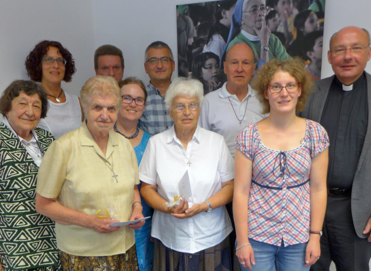 Von links: Sr. Beate Roger MC (ehm. Kongo), Fr. Inge Pecher (Abt. MEF), Pfr. Hermann Renz (Kenya), Hr. Stegmair (Abt. MEF), P. Fritz Satzger (Brasilien), Sr. Bernardis Kriener OP (Südafrika), Fr. Decke (Abt. MEF), Sr. Theresita Kriener OP (Südafrika), Fr. Silvia Woidschützke (Abt. MEF), Pfr. Dr. Ulrich Lindl (Abt. MEF)