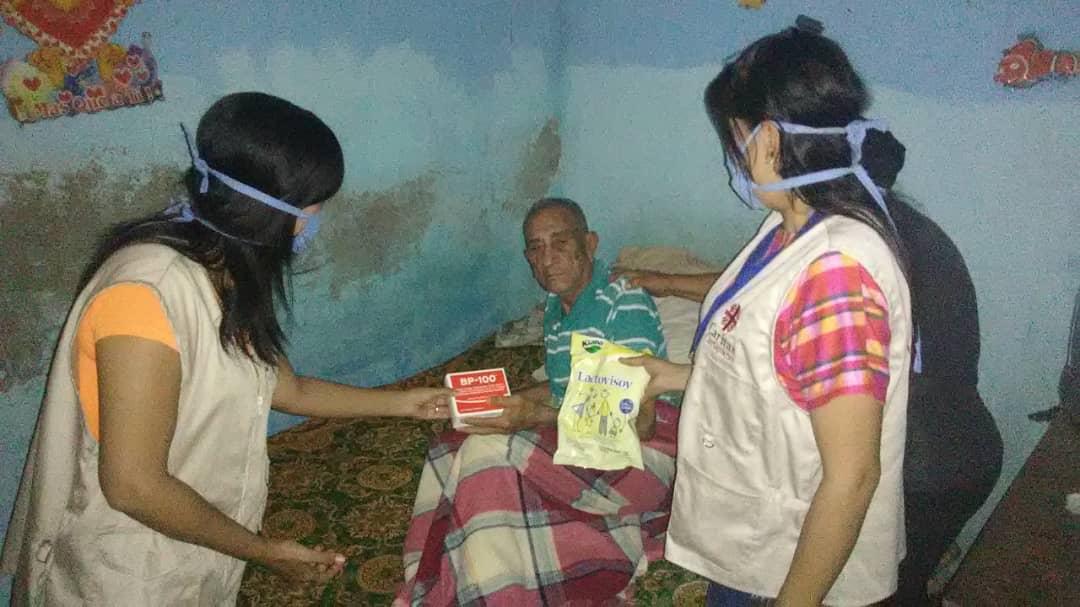 Venezuela, Caritasgruppen helfen den Menschen zuhause