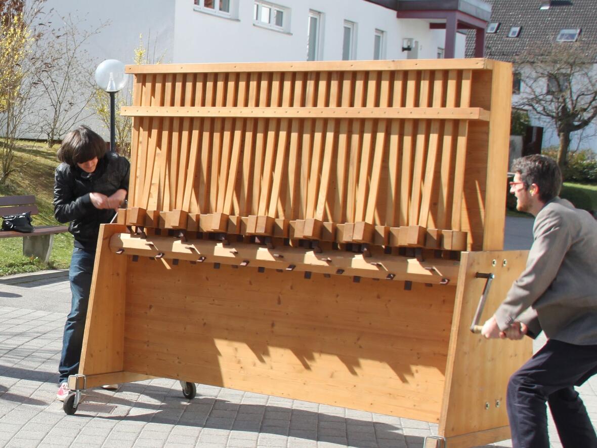 Auch die größte Rätsche der Welt wird dabei sein!