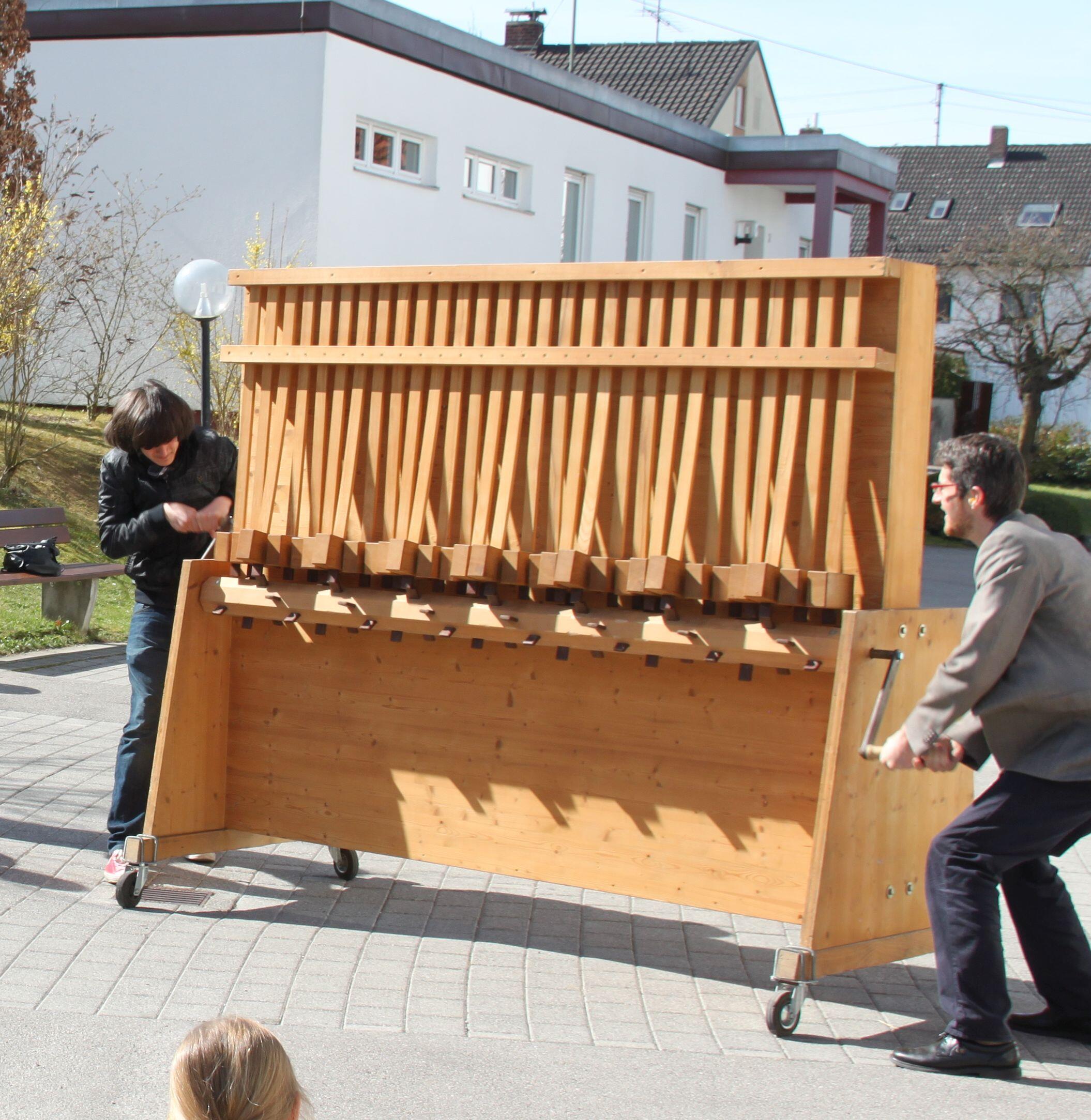 Auch die größte Rätsche der Welt wird dabei sein!