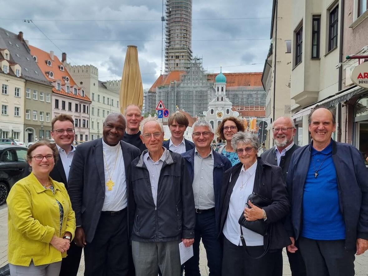 Unsere Missionare beim Gruppenbild mit der Abteilung Weltkirche