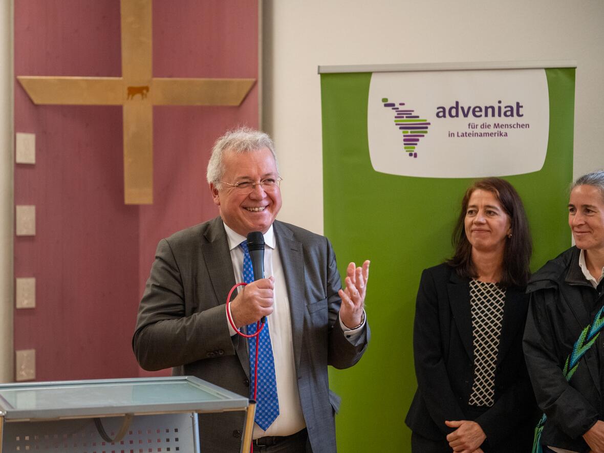 Der Europaabgeordnete Markus Ferber betonte die große Not in Lateinamerika und die Bedeutung, die der Kontinent auch für Europa habe.