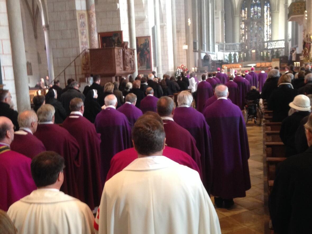 abschied-von-einem-priester-professor-und-seelsorger1851601