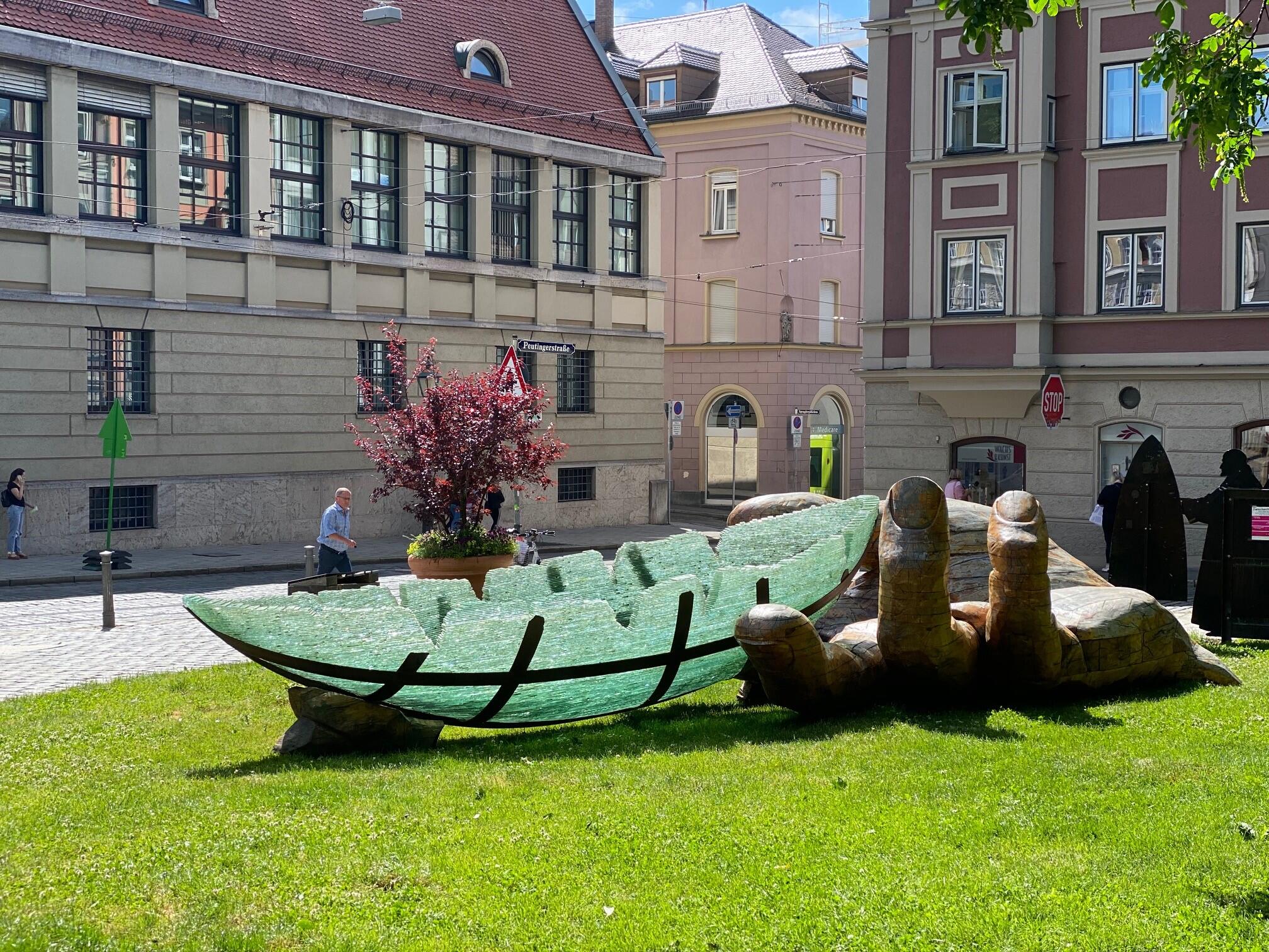 die-glasarche-sie-ist-da4097934