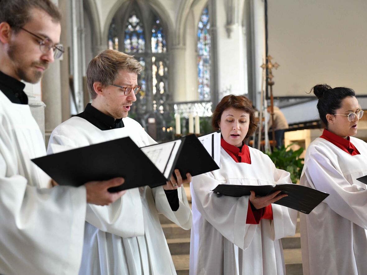 vortrag-zum-bronzeportal-des-augsburger-doms3681238