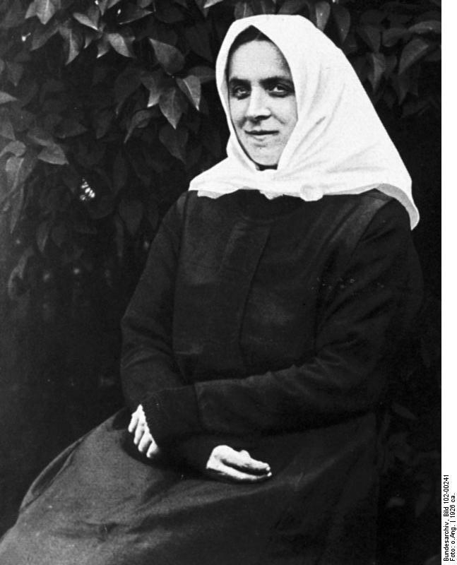 Foto (1926): Bundesarchiv, Bild 102-00241/Ferdinand Neumann (CC-BY-SA 3.0)