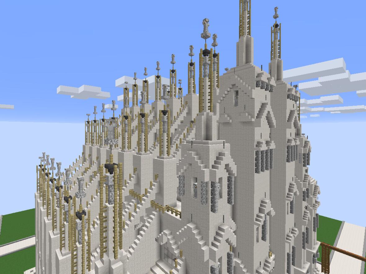 Kirche online bauen: Jugendliche sind mit dem Computerspiel "Minecraft" dazu eingeladen. (Bildmaterial: Jugendstelle Kaufbeuren)