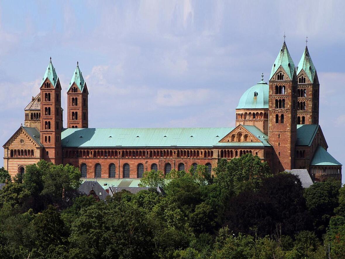 der-dom-zu-speyer-ist-eines-der-ziele-der-reise-foto-wikipedia3807981