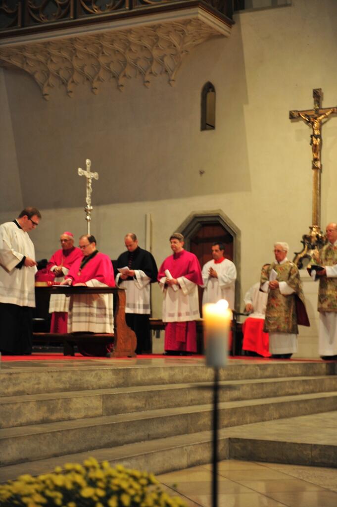 einfuehrungsfeier-mit-pontifikalvesper814355