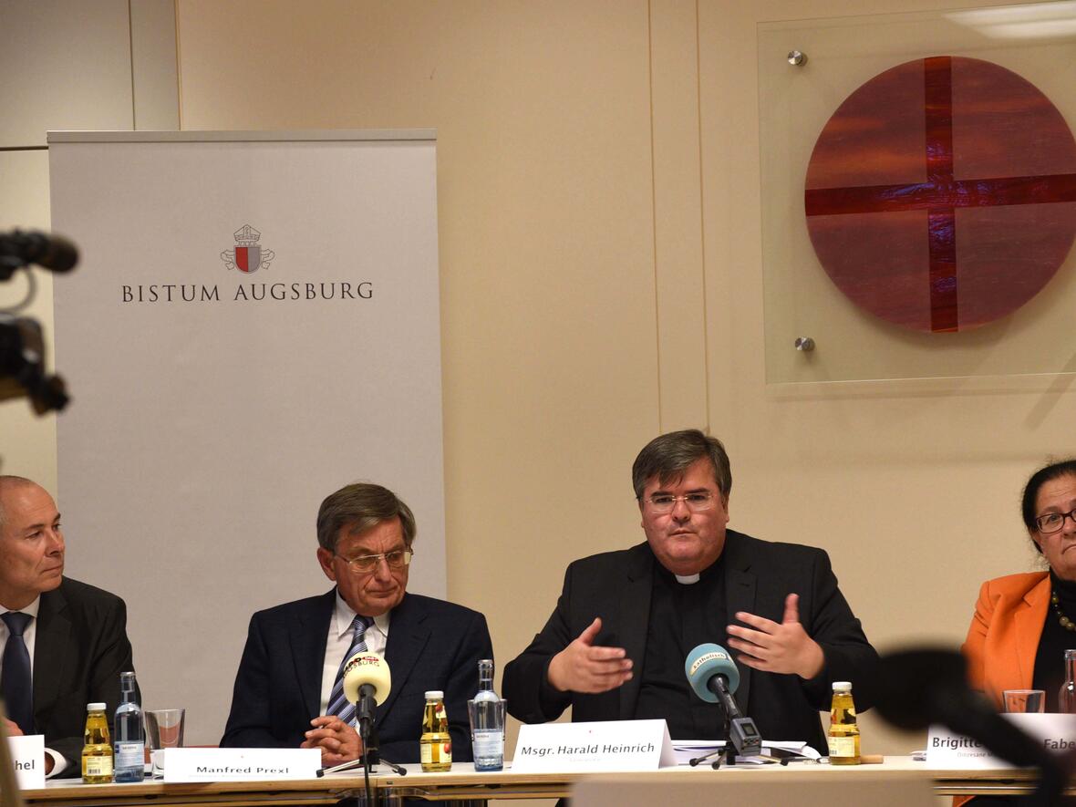 Pressegespräch des Bistums Augsburg zur MHG-Studie: Generalvikar Harald Heinrich stellte die wichtigsten diözesanen Ergebnisse vor. (Foto: Daniel Jäckel / pba)
