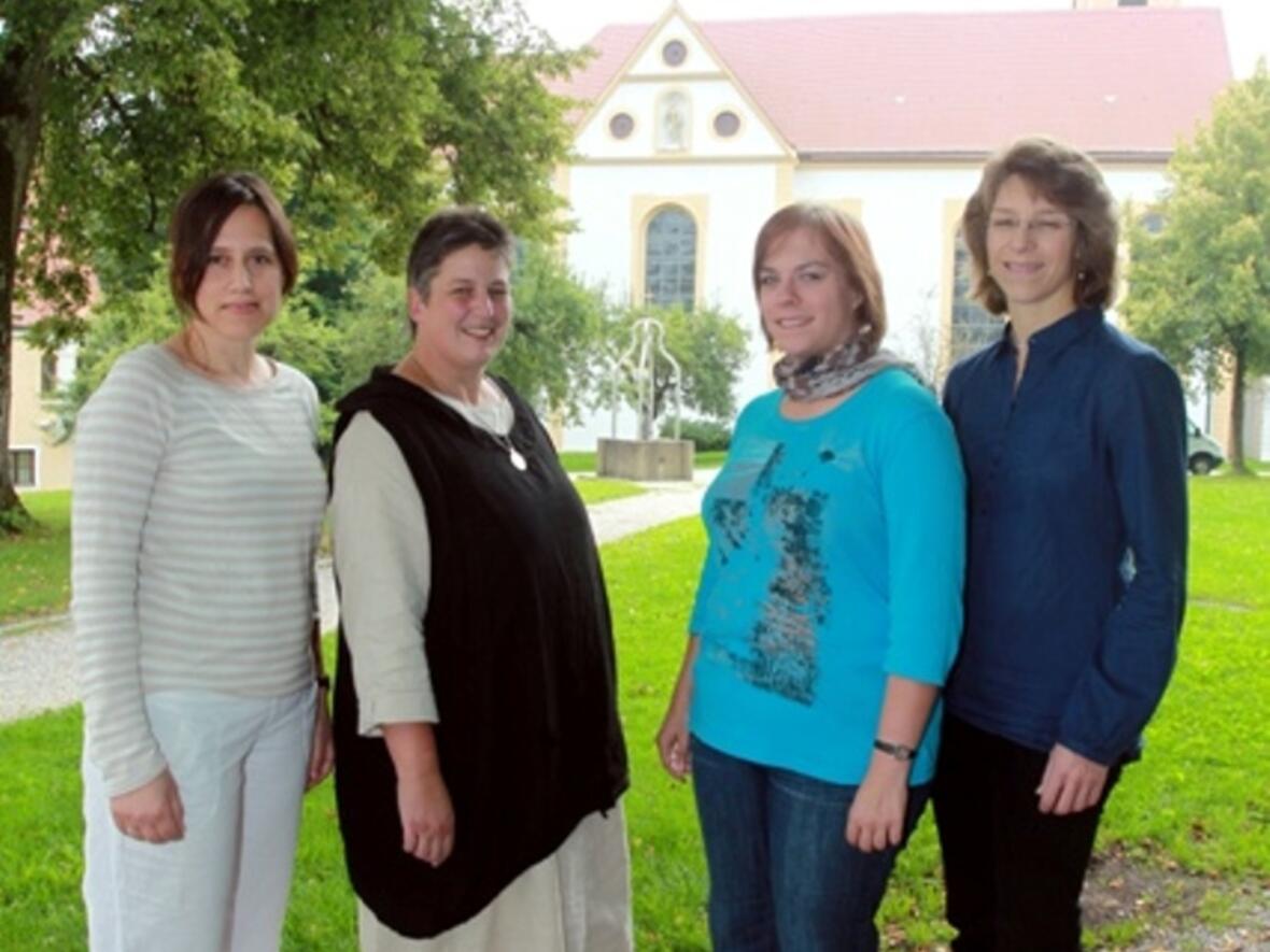Sie sind bereit und freuen sich auf ihren Dienst in den Gemeinden: Rita Maas, Uta Möhler, Barbara Schneider und Anette Stark (v.l.)