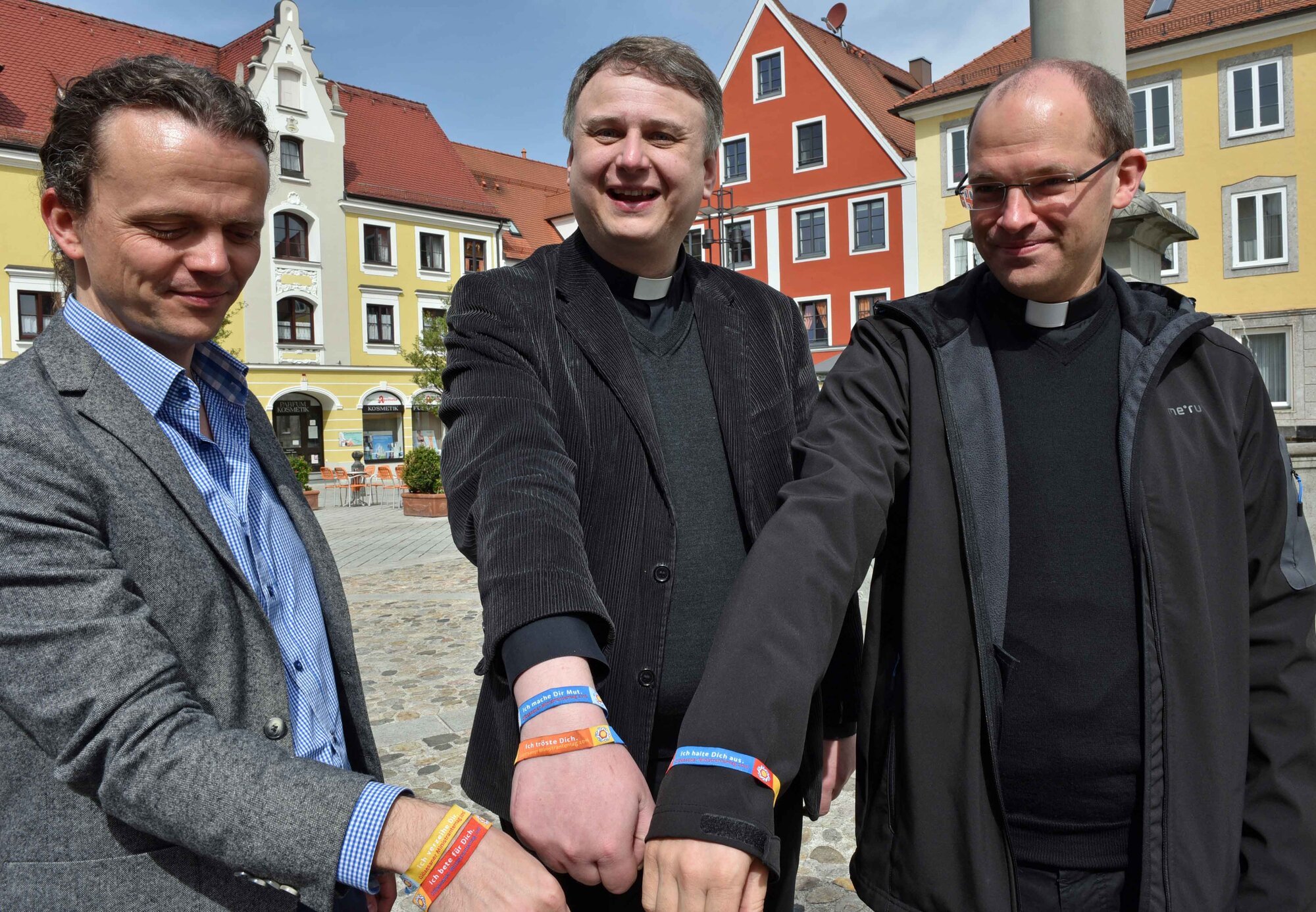 (v.l.) Der Referent für Ministrantenpastoral Thomas Kohler, Dekan Andreas Straub, Diözesanjugendseelsorger Dr. Florian Markter.