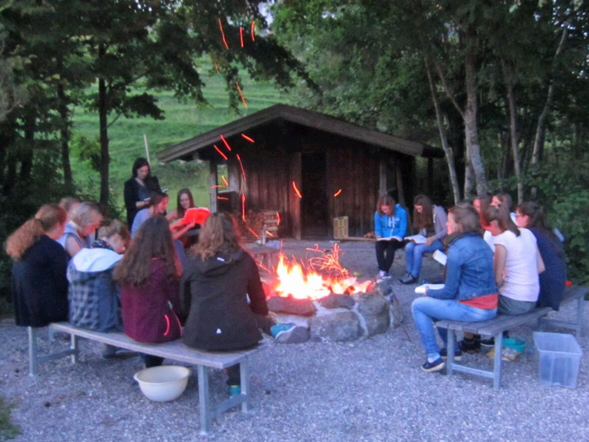 Foto: Mädchengemeinschaft Der Neue Weg