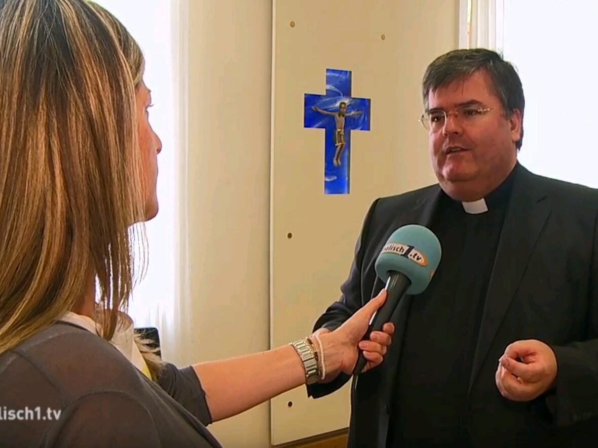 Generalvikar Harald Heinrich im Gespräch mit Birgit Geiß von katholisch1.tv. 