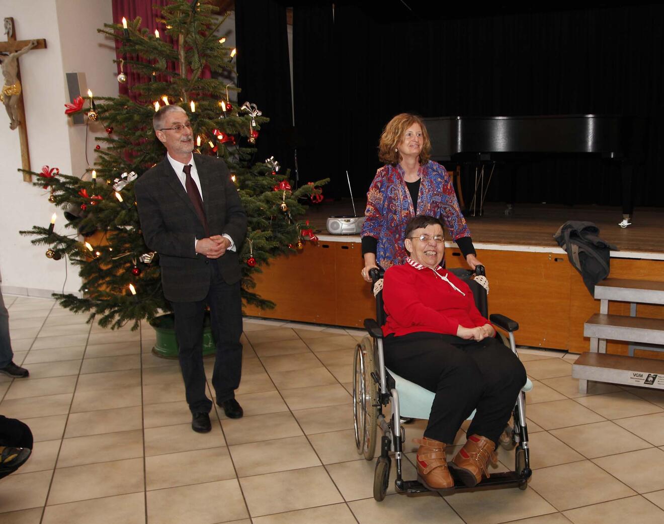 Viele gratulierten Gisela Schick zu ihrem 69. Geburtstag. (Fotos: Caritas / Bernhard Gattner)