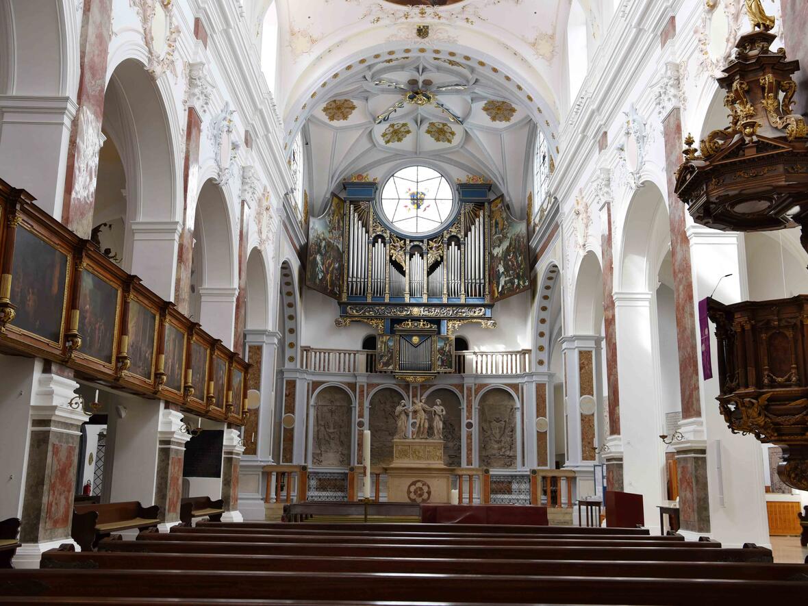 Innenraum der Augsburger Kirche St. Anna. (Foto: Stadt Augsburg / Ruth Plössel)
