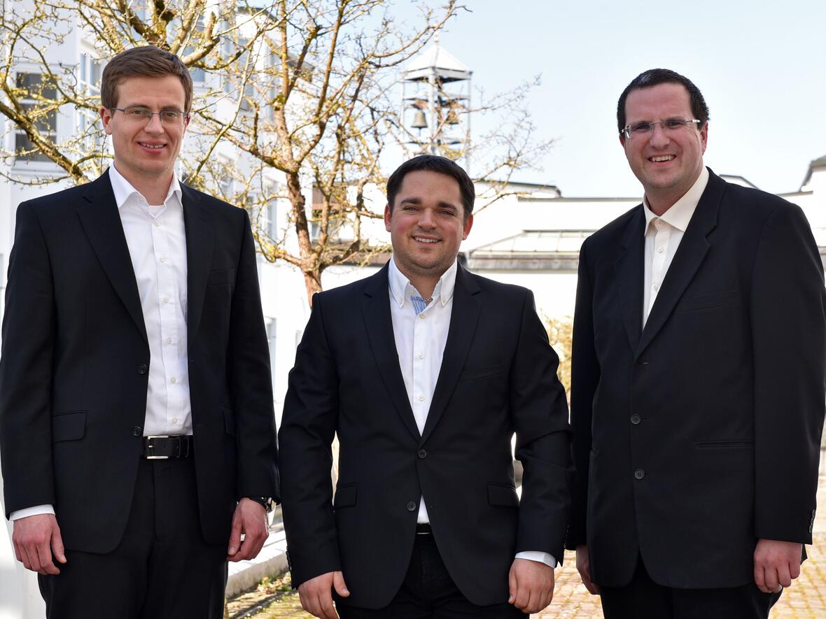 Auf dem Weg zum Priesteramt (v.l.): Tobias Seyfried, André Harder und Simon Fleischmann werden am 6. Mai zu Diakonen geweiht. Foto: Romana Kröling / pba.