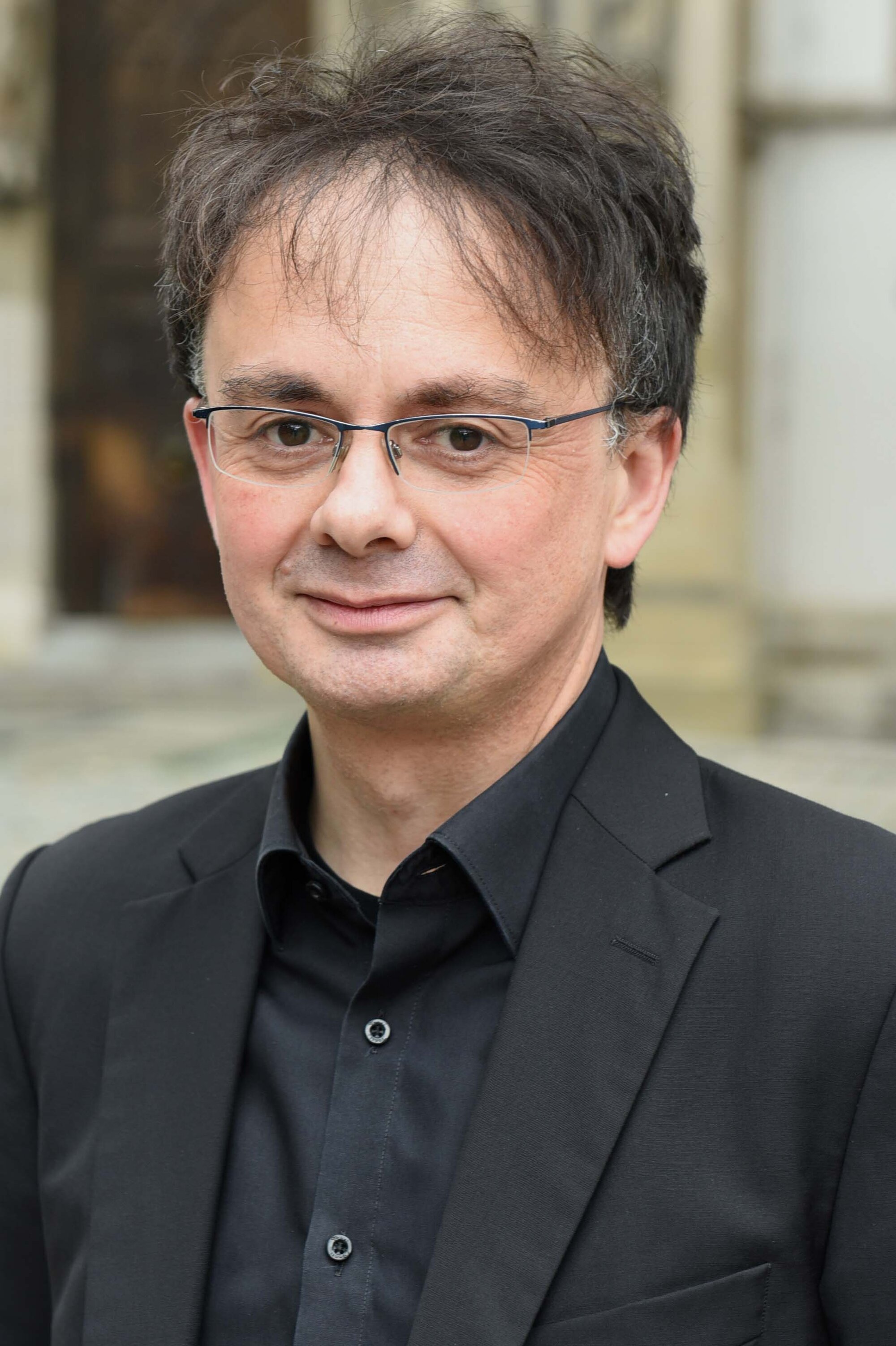 Dr. Stefan Wolitz