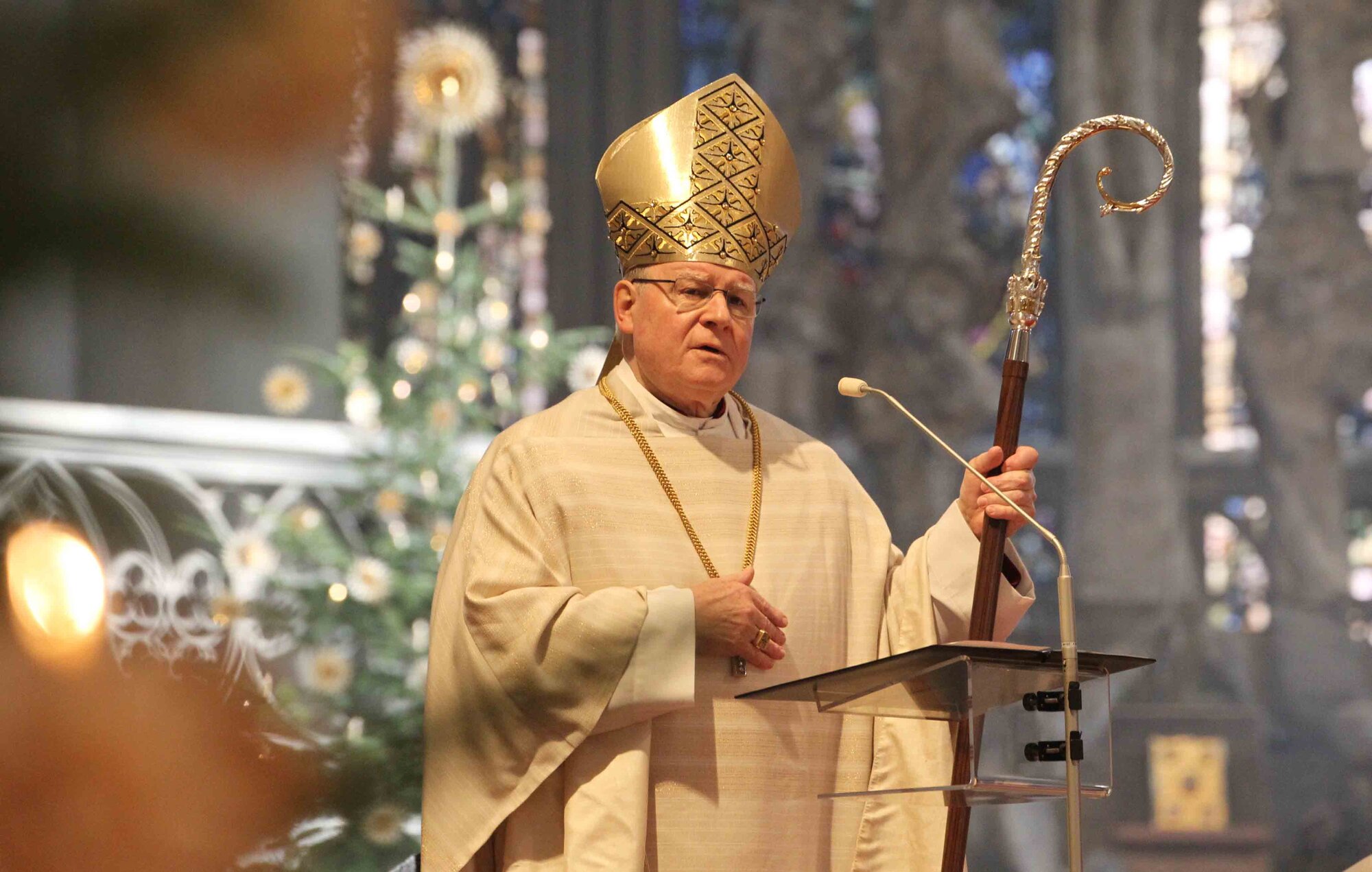 Bischof Konrad: Gott ist schon in unsere Geschichte eingetreten.