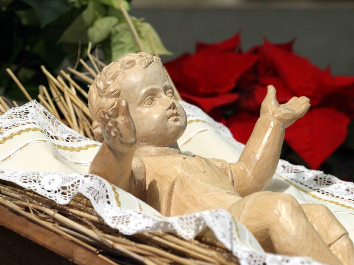 "Wer bist du, Jesus, wer bist du eigentlich?": Dieser Frage ging Bischof Konrad während seiner Weihnachtspredigt nach. (Fotos: Annette Zoepf / pba)