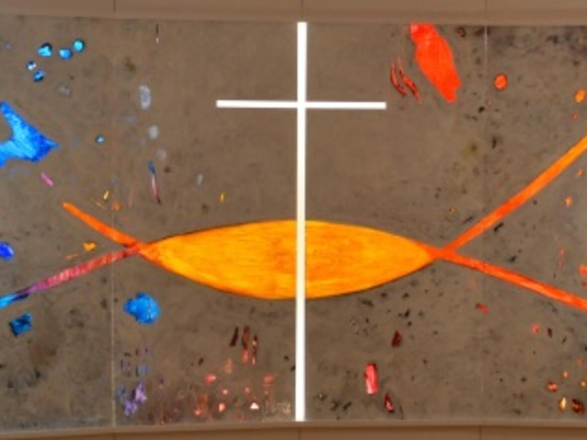 Bei der Entstehung des neuen Meditationsraums haben einige Studierende ihre Wünsche und Vorstellungen eingebracht. (Foto: Katholische Hochschulgemeinde Augsburg)