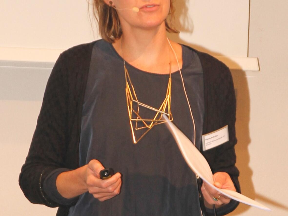 Gisela Schubert vom JFF - Institut für Medienpädagogik in München. (Foto: Caritas Augsburg / Bernhard Gattner)