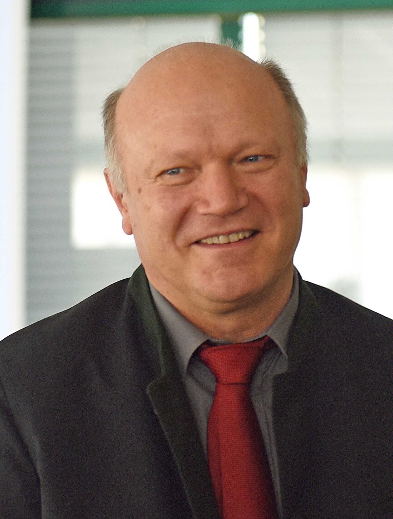 Diakon Franz Schütz, Leiter der Telefonseelsorge. (Foto: Daniel Jäckel / pba)