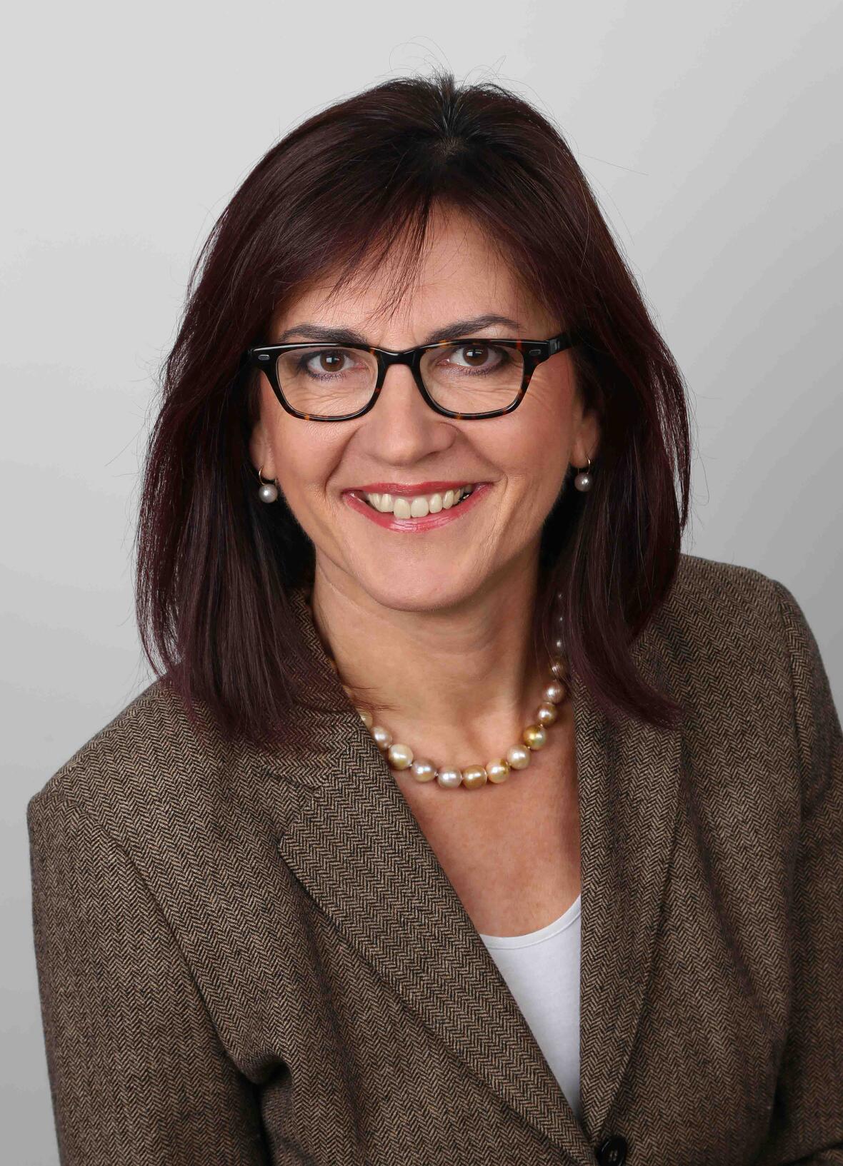 Studiendirektorin Ute Multrus, künftige Schulleiterin des Maria-Ward-Gymnasiums in Augsburg. (Foto: privat)