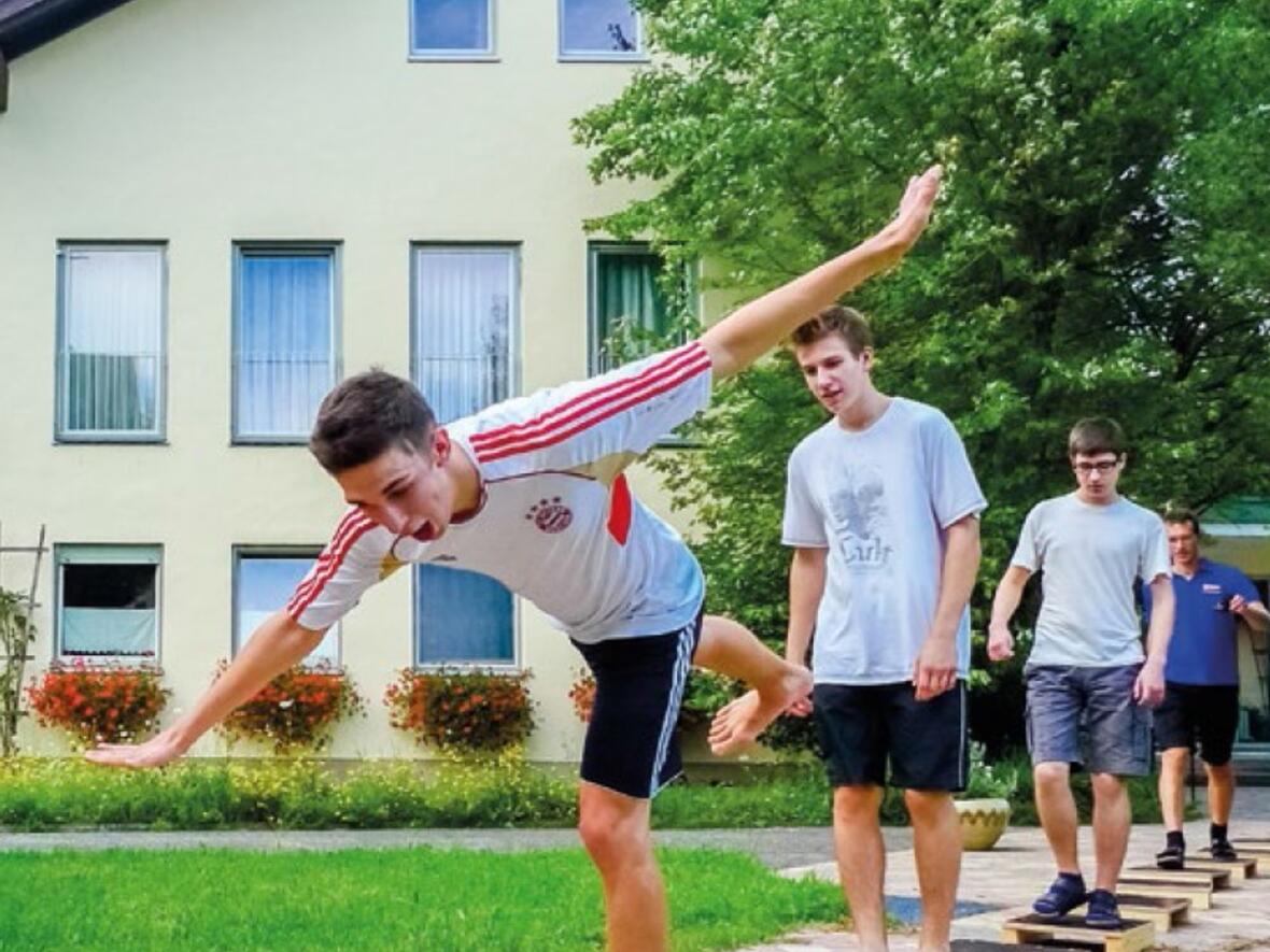 offenes-seminar-und-der-neue-weg-laden-zu-sommerkursen-ein1508282