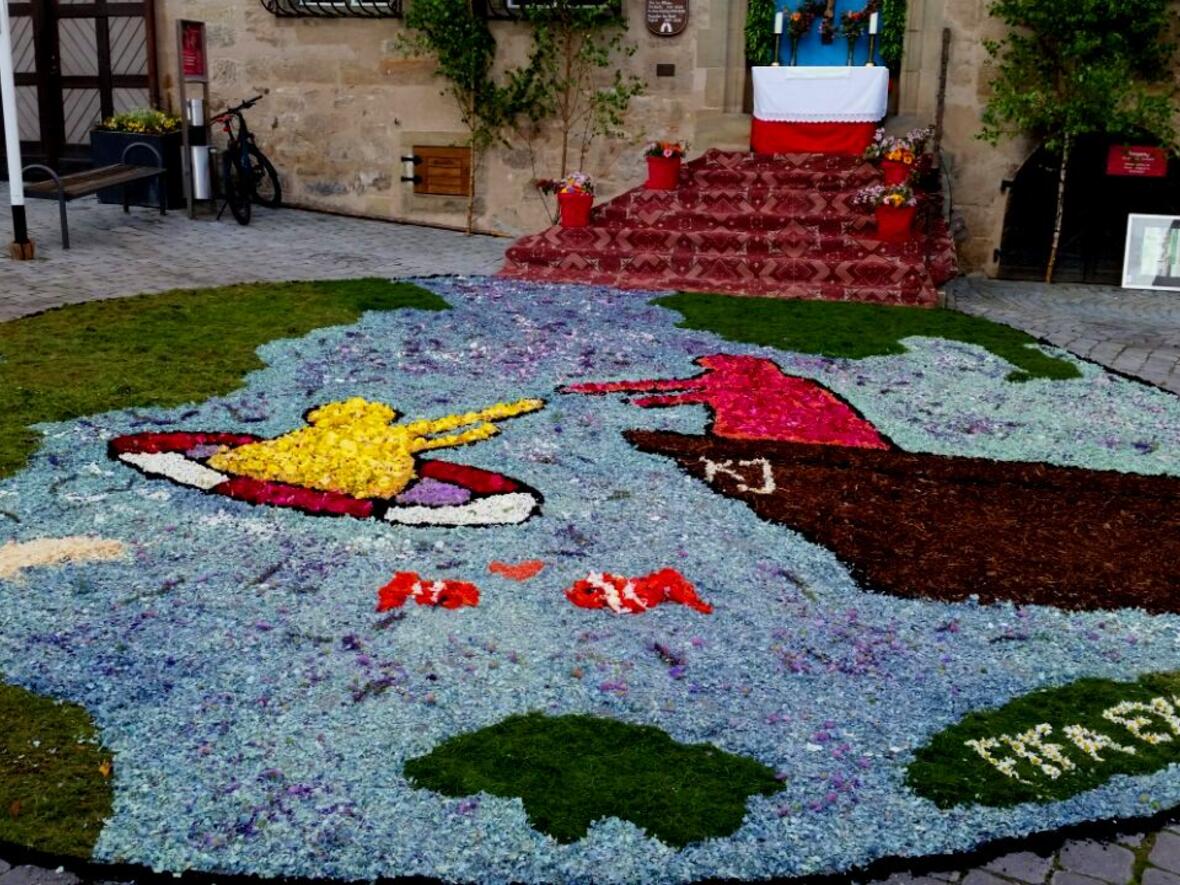 Hat die meisten Stimmen erhalten: Der Blumenteppich aus Dinkelsbühl. (Foto: Max Bayer)