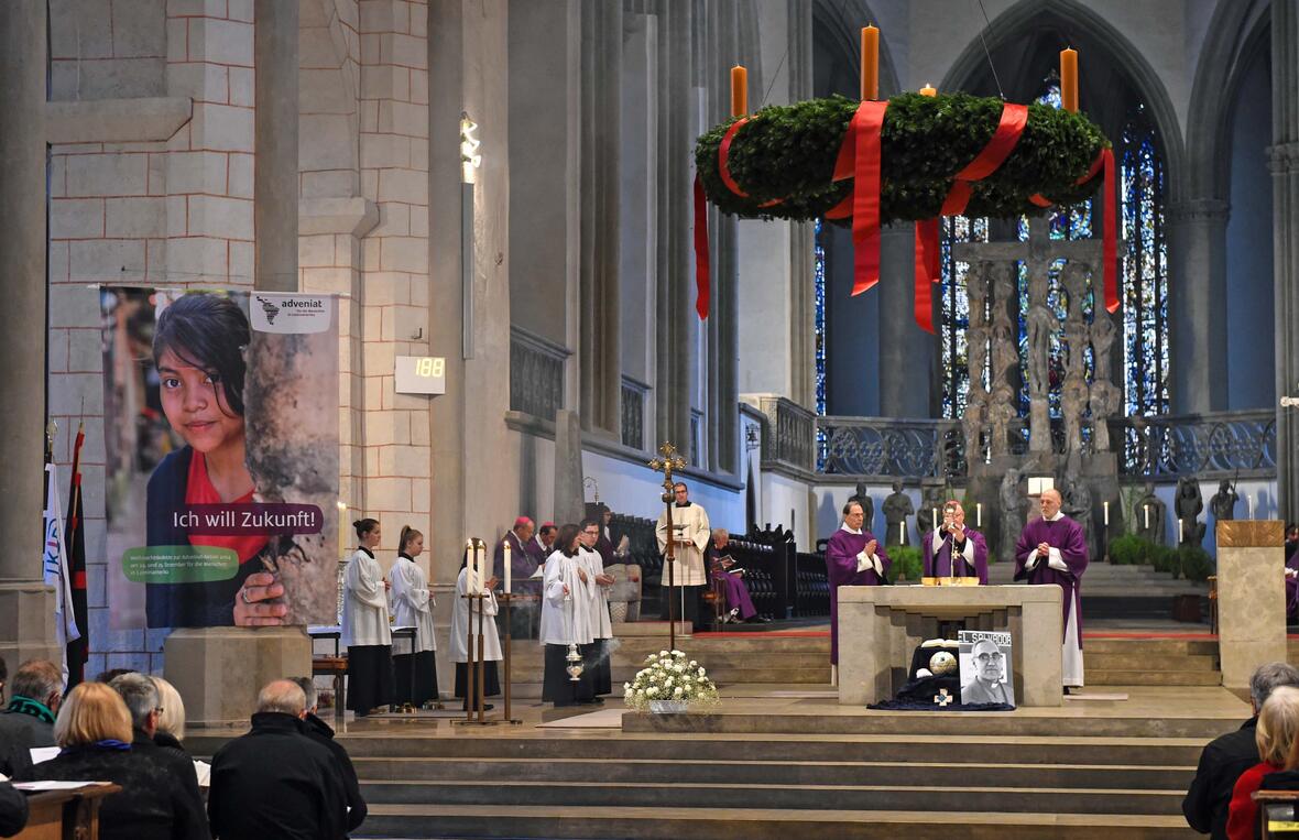 Unter dem Motto „Ich will Zukunft!“ stellt das Hilfswerk die Situation junger Menschen in Lateinamerika und der Karibik in den Blickpunkt. (Fotos: KNA/Harald Oppitz)