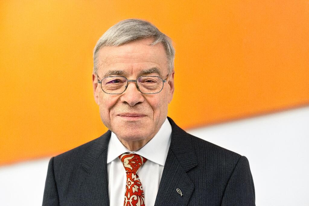 Prof. Dr. Jörg Splett (Fotos: Universität Augsburg/Satzinger-Viel)