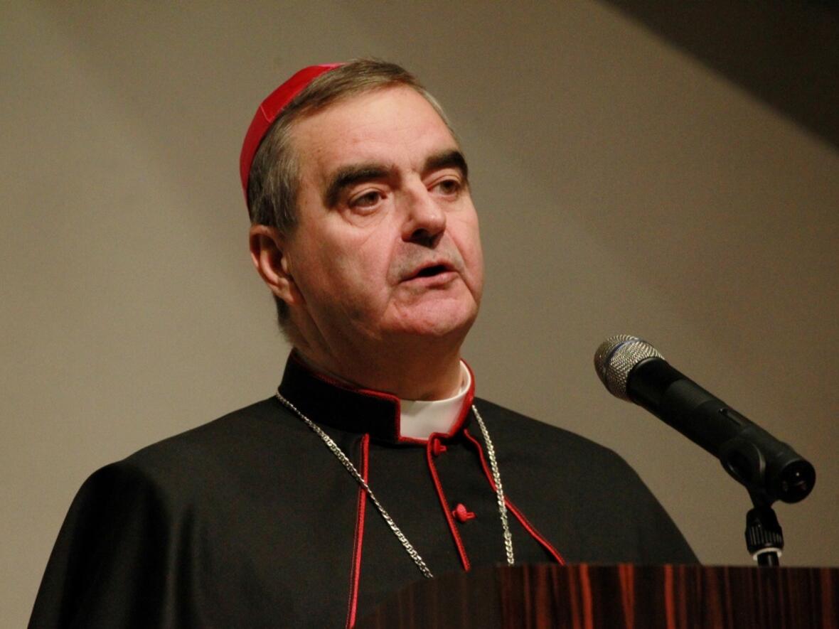 Der Apostolische Nuntius in Deutschland, Erzbischof Dr. Nikola Eterović, beim Festvortrag. (Fotos: pba/Annette Zoepf)