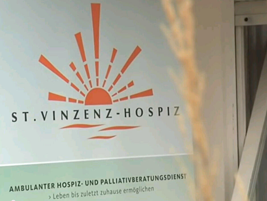 tag-der-offenen-tuer-im-st-vinzenz-hospiz-interview-mit-weihbischof-losinger1320435