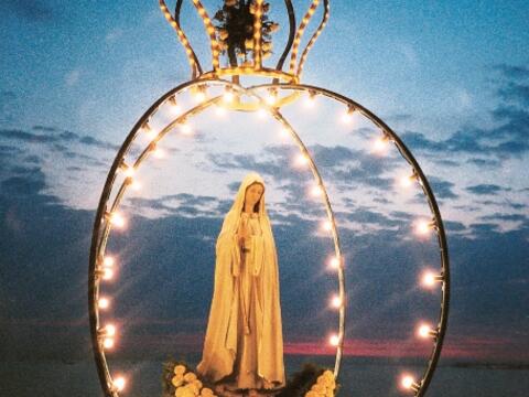Muttergottes-Darstellung bei der Schiffsprozession auf dem Bodensee. (Foto: Gebetsstätte Wigratzbad)
