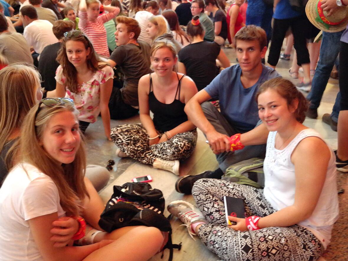 ministrantenwallfahrt-nach-rom-eroeffnungsgottesdienst-in-st-paul-vor-den-mauern1225223