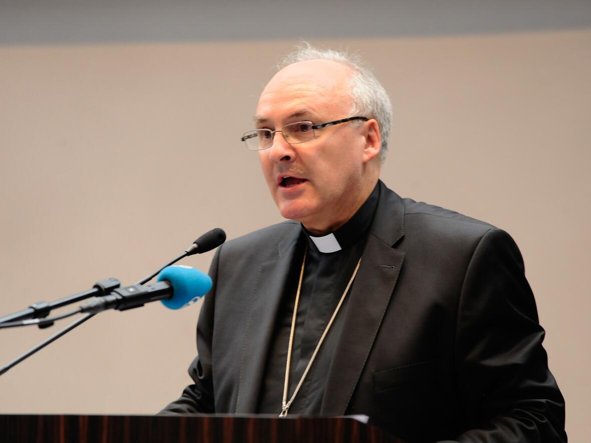 ulrichswoche-bischof-voderholzer-aus-regensburg-beim-studientag-fuer-priester-diakone-und-hauptamtliche-laien1202942