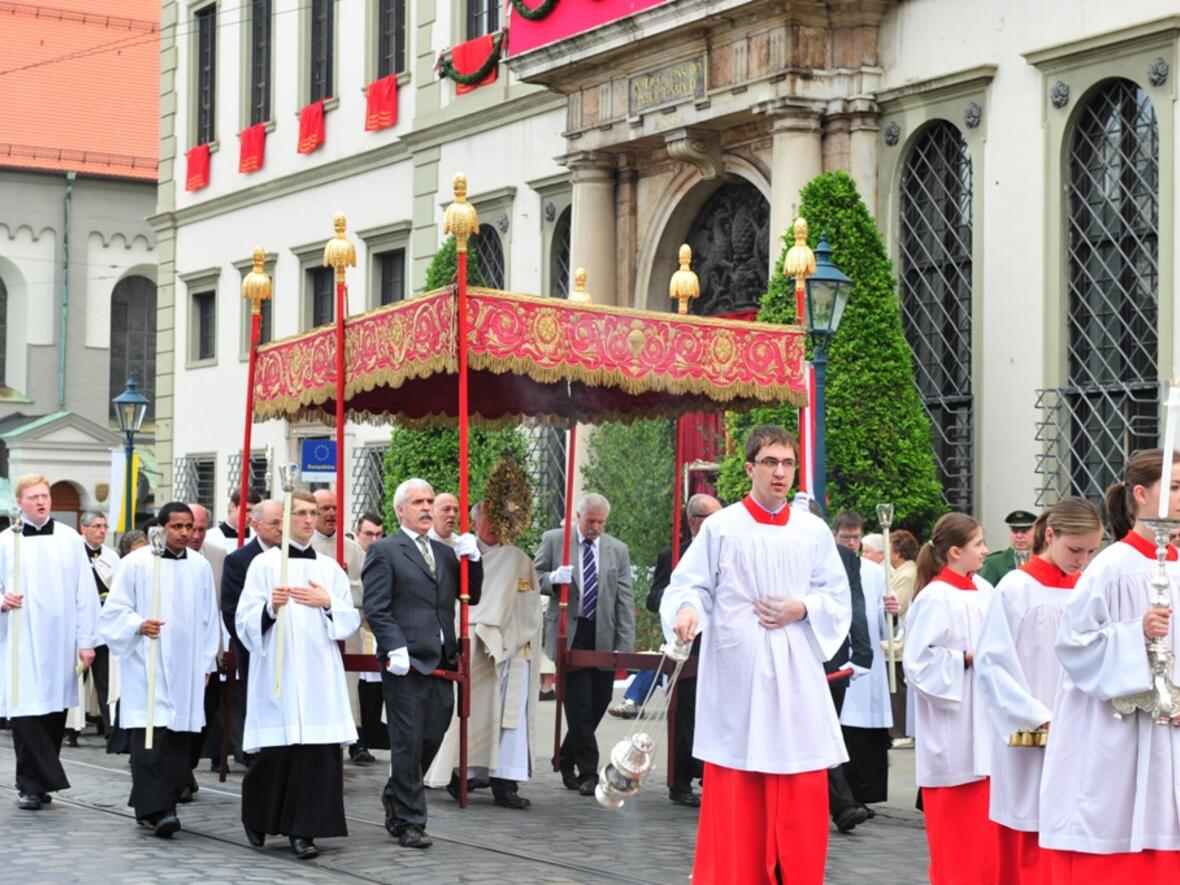 Fronleichnamsprozession in Augsburg