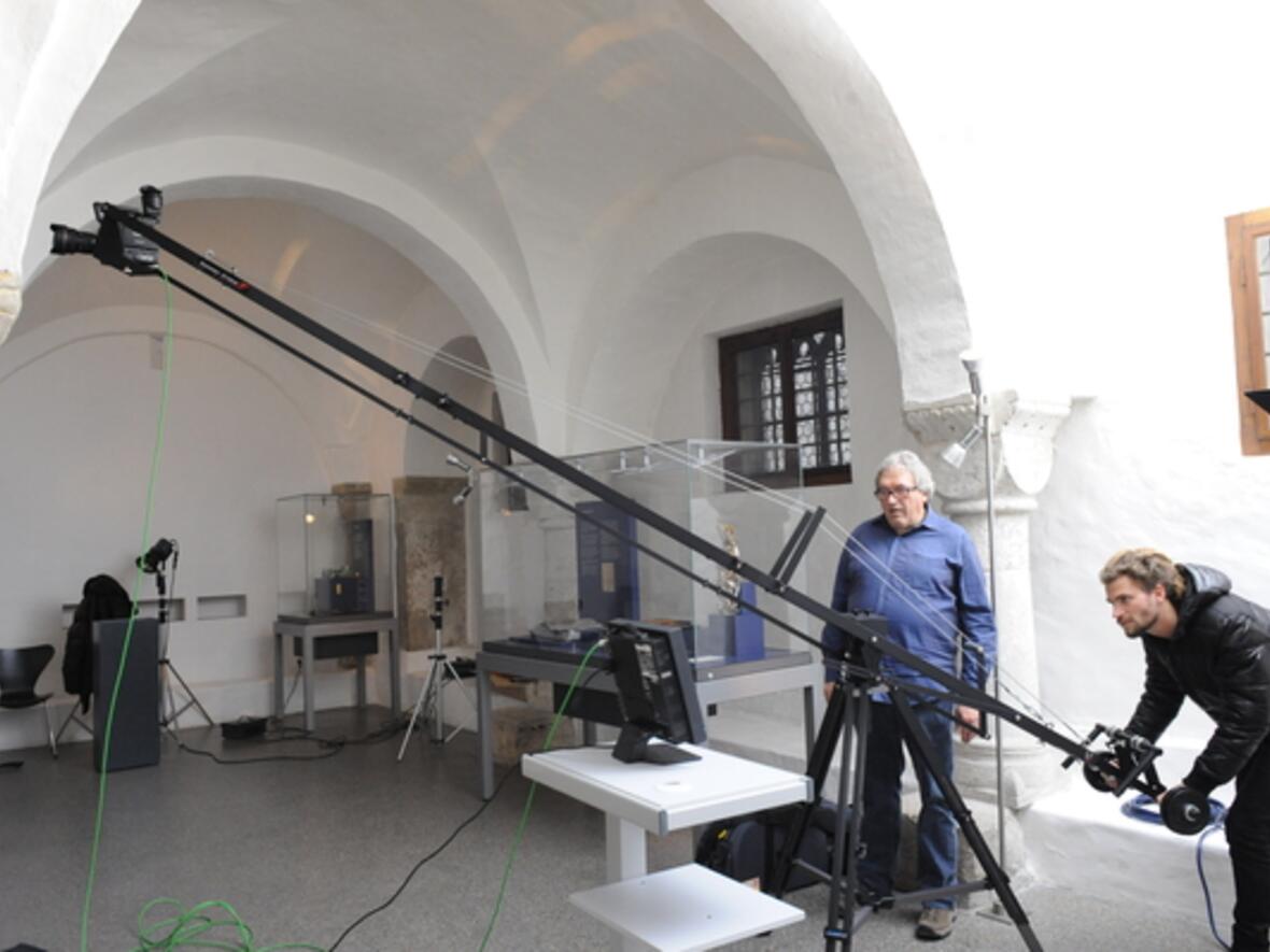 neue-blickwinkel-erleben-film-ueber-das-dioezesanmuseum-st-afra1065531