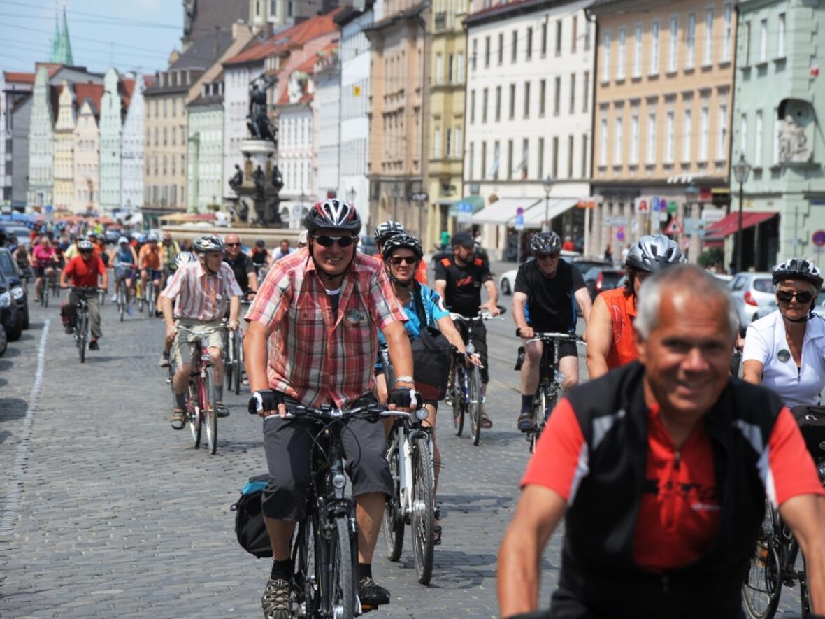 fit-werden-im-glauben-ein-fitness-parcours-in-zwoelf-stationen1086745