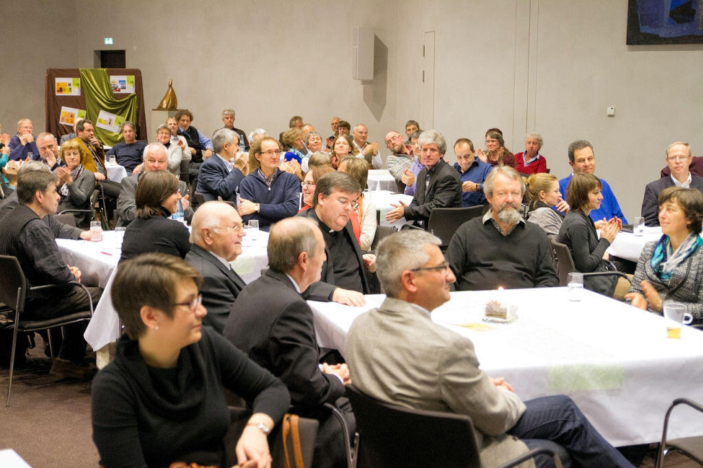 verwurzelt-lebensnah-weltoffen-40-jahre-pastoralreferenten-im-bistum-augsburg1086687