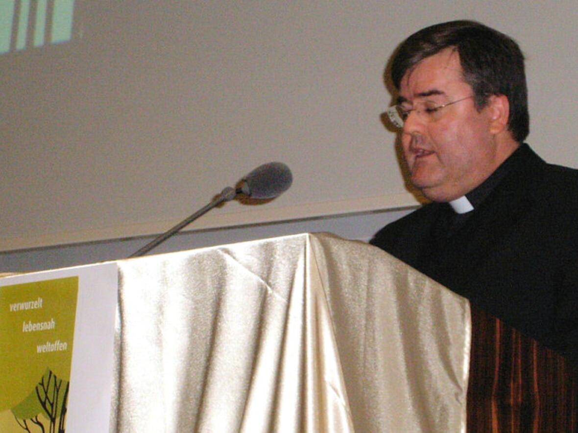 Generalvikar Harald Heinrich würdigt die Arbeit der Pastoralreferenten (Foto: Anna Schmelcher).