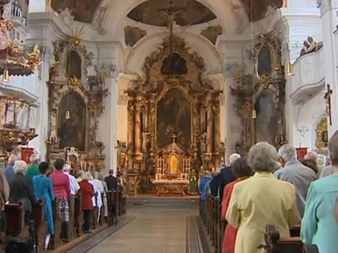 bischof-konrad-bei-der-200-jahr-feier-der-lindauer-inselpfarrei1016967
