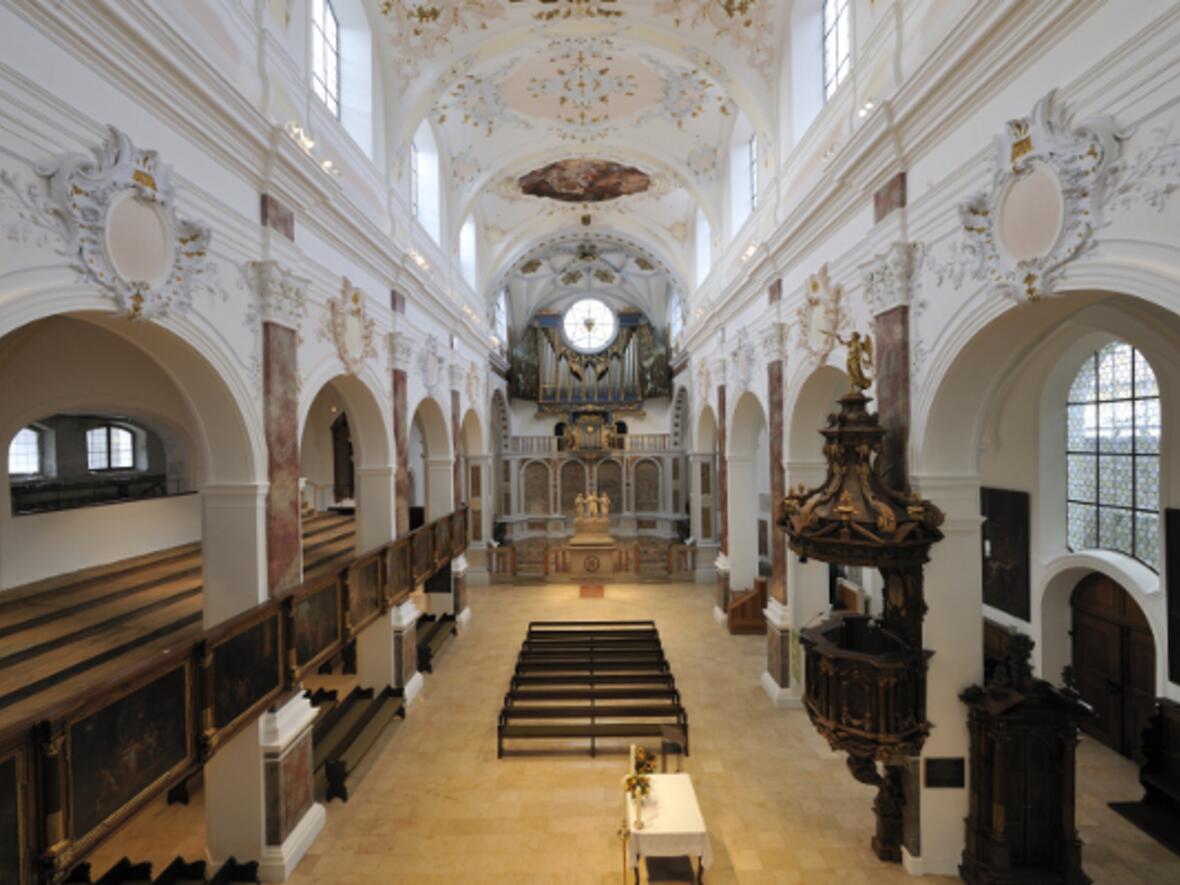 Innenaufnahme St. Annakirche in Augsburg (Foto: Klaus Lipa)