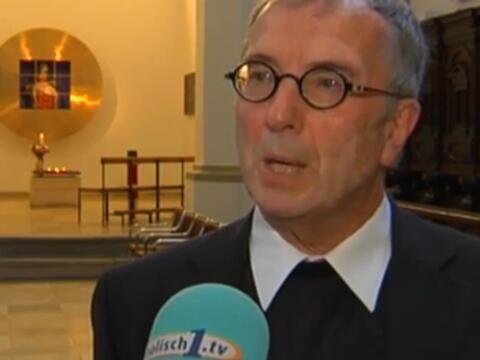 vor-der-ulrichswoche-2013-im-gespraech-mit-stadtpfarrer-franz-wolf977311