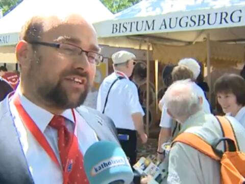 augsburger-pilger-und-bischoefe-beim-eucharistischen-kongress-in-koeln965844